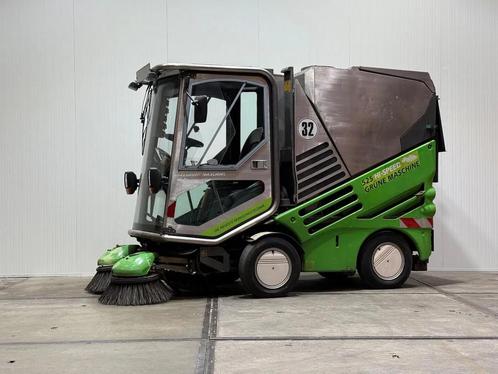 TENNANT 525 GreenMachine kenteken straatveger Kubota diesel, Zakelijke goederen, Machines en Bouw | Onderhoud en Reiniging