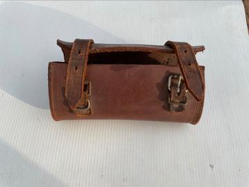 Lederen fietstasje zadeltas vintage retro beschikbaar voor biedingen