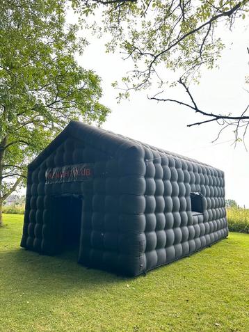 Partycube “The night club” te koop