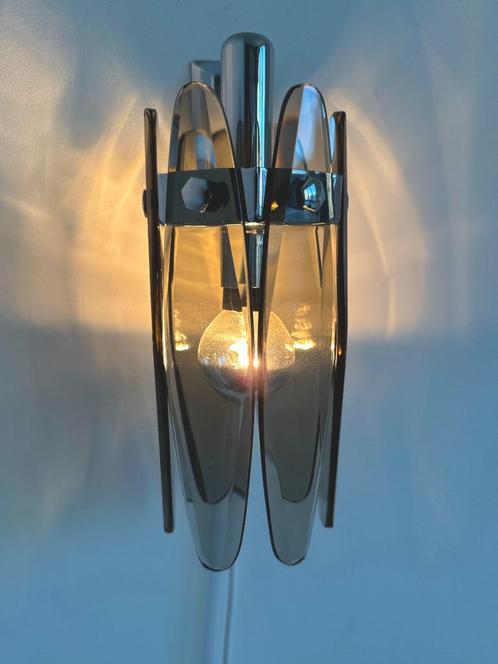 Lampe de chevet applique vintage années 60 70 verre fumé, Huis en Inrichting, Lampen | Wandlampen, Zo goed als nieuw, Glas, Metaal