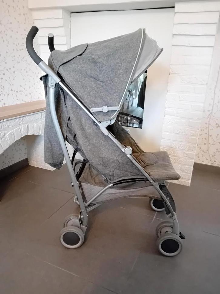 Buggy Dreambee, Enfants & Bébés, Buggys, Utilisé, Ombrelle, Enlèvement