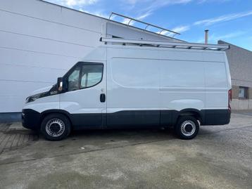 Iveco Daily 35S16 L2H2 + Dakrek + inbouw rekken beschikbaar voor biedingen