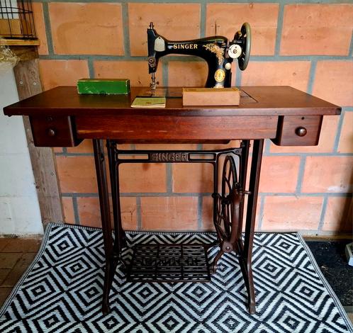 Authentieke Singer uit 1951, Antiek en Kunst, Antiek | Naaimachines, Ophalen