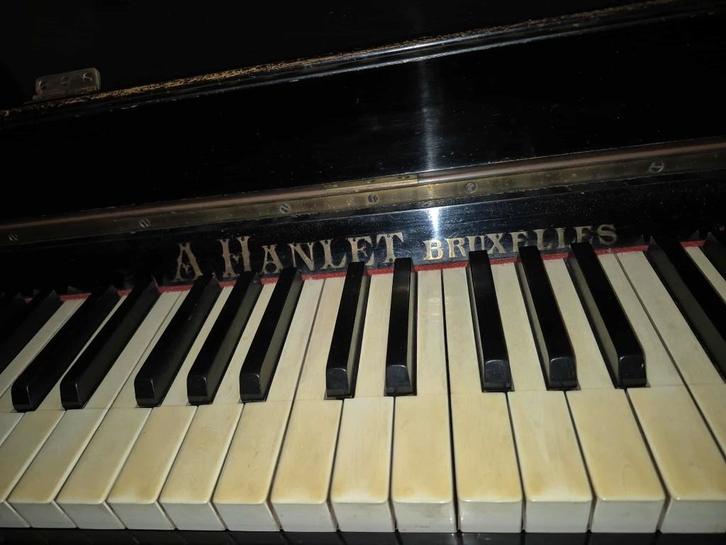Piano A.Hanlet, Musique & Instruments, Pianos, Utilisé, Piano, Noir, Enlèvement