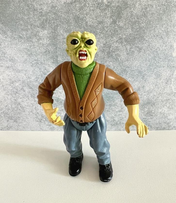 Figurine M. Mortimer Chair de poule - 1996, Collections, Statues & Figurines, Utilisé, Fantasy, Enlèvement ou Envoi