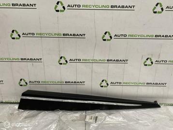 Sierlijst Portier Links Renault Clio 4 GT LINE 808774646R beschikbaar voor biedingen