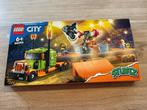 lego 60294 Stunz Stuntshowtruck, Ophalen of Verzenden, Zo goed als nieuw, Complete set, Lego