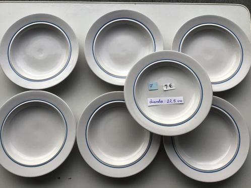 diverse sets van platte & diepe witte borden aan 1 euro/bord, Huis en Inrichting, Keuken | Servies, Zo goed als nieuw, Bord(en)