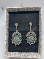 Vintage zilveren oorbellen met echte smaragd, Bijoux, Sacs & Beauté, Boucles d'oreilles, Enlèvement ou Envoi, Vert, Avec pierre précieuse