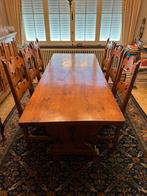 Eikenhouten tafel & stoelen gemaakt door kunstenaar Jef Vaes, Ophalen
