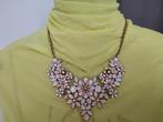 Ketting met witte en roze bloemetjes, Handtassen en Accessoires, Kettingen, Ophalen of Verzenden, Roze