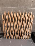 Houten hondenhek uitrekbaar, Kinderen en Baby's, Traphekjes, Ophalen, Zo goed als nieuw