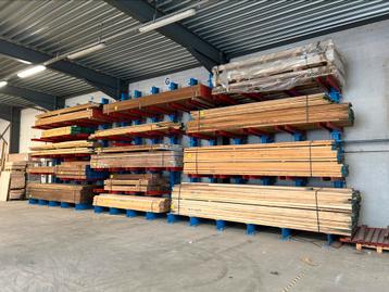 Grote partij hout: eik, iroko, beuk, tulpenhout beschikbaar voor biedingen