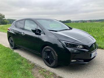 NISSAN LEAF Connect 40 kWh à l'état neuf, Autos, Achat, Carnet d'entretien, 5 portes, Capteur de lumière