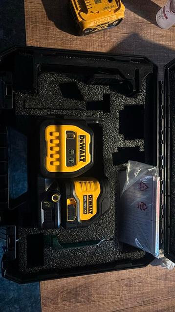 Laser Dewalt, Doe-het-zelf en Bouw, Meetapparatuur, Ophalen, Nieuw