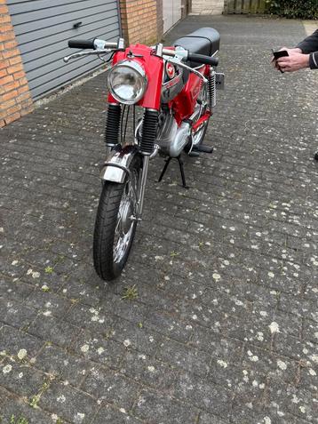 PRACHTIGE ZUNDAPP 517-20 LISTE B COMPLEET MET KENTEKEN beschikbaar voor biedingen