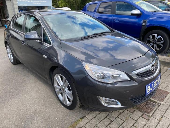 Opel Astra COSMO MET GARANTIE (bj 2010), Auto's, Opel, Bedrijf, Te koop, Astra, ABS, Airbags, Airconditioning, Boordcomputer, Centrale vergrendeling