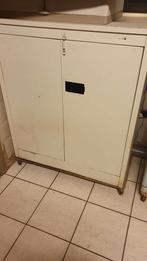 IJzeren kast