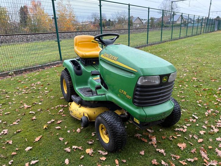 John Deere LTR180 zitmaaier 0475691183, Tuin en Terras, Zitmaaiers, Zo goed als nieuw, 90 tot 120 cm, Elektrische starter, Mulchfunctie