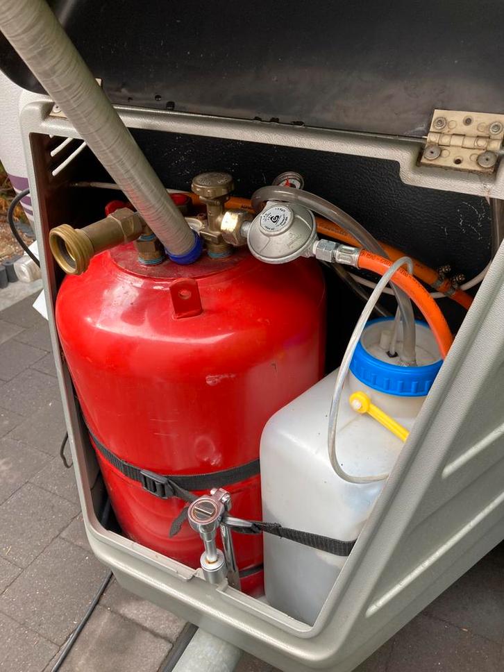 Eriba 310, Caravans en Kamperen, Caravans, Particulier, tot en met 3, 500 - 750 kg, Overige, Eriba, Lengtebed, 4 tot 5 meter, 50 kg of minder