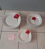 Eetservies roos, 6 personen in heel goede staat, Ophalen, Gebruikt, Bord(en), Effen