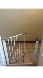 Traphekje, Ophalen, Zo goed als nieuw, Metaal of IJzer, Oprolhekje