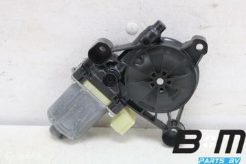 Raammoter rechtsvoor VW Sportsvan 5Q0959801B beschikbaar voor biedingen