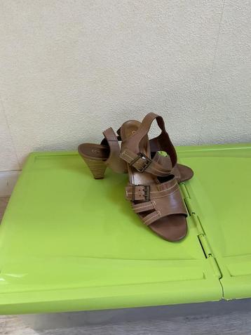 Sandalen Caravelle helemaal in leder /39 beschikbaar voor biedingen