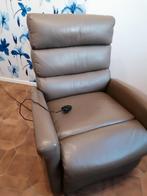 Fauteuil relax électrique avec aide au relevage, Enlèvement, Utilisé, Cuir