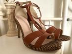 Corso Venezia Milano pumps, maat 40, Kleding | Dames, Schoenen, Corso Venezia, Bruin, Zo goed als nieuw, Schoenen met hoge hakken