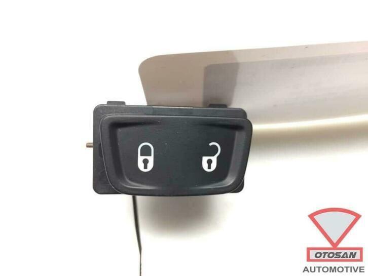 fiat 500x 500 x 2017 centrale deurvergrendeling 30170845, Auto-onderdelen, Dashboard en Schakelaars, Fiat, Gebruikt