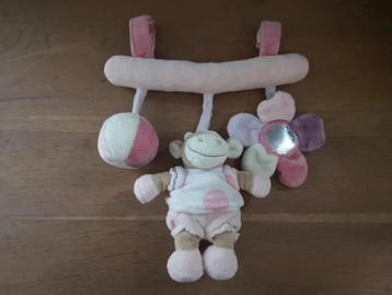 Noukie's maxi cosi hanger  beschikbaar voor biedingen