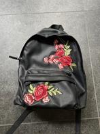 Pimkie zwarte rugzak met rozen, Overige merken, 25 tot 40 cm, Nieuw, Ophalen of Verzenden