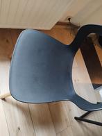 Stoel in Scandinavische stijl, Huis en Inrichting, Hout