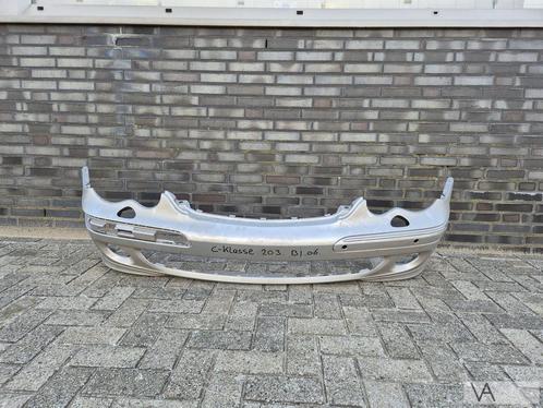 Mercedes C klasse W203 voorbumper met sproeiers 2000 - 2007, Auto-onderdelen, Carrosserie, Bumper, Mercedes-Benz, Voor, Gebruikt