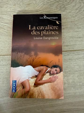 Roman La cavalière des plaines de Louise Dangreville beschikbaar voor biedingen