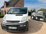 Opel Vivaro/homologué/attelage de remorque/chargement léger, Autos, Camionnettes & Utilitaires, Diesel, Opel, Attache-remorque