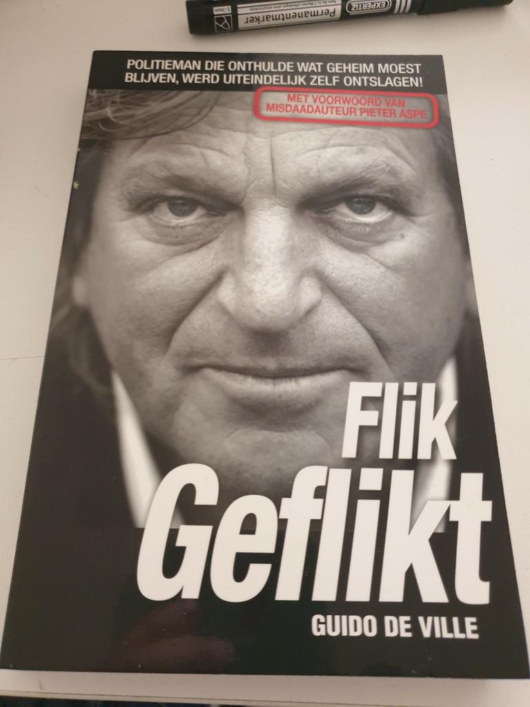Guido De Ville - Flik geflikt, Livres, Thrillers, Comme neuf, Enlèvement ou Envoi
