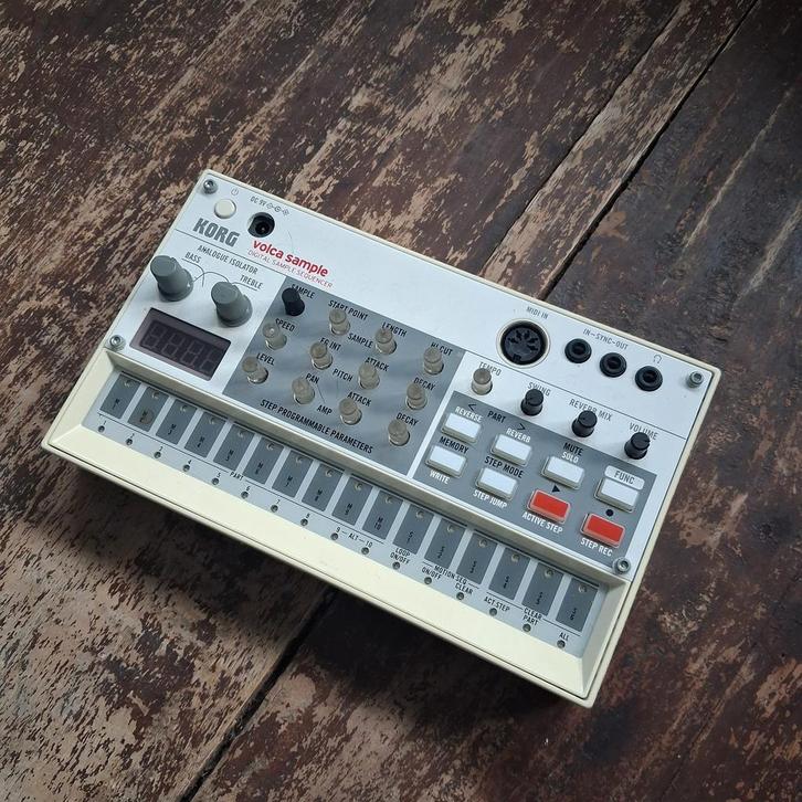 Volca sample a reboot, Musique & Instruments, Synthétiseurs, Utilisé, Korg, Enlèvement