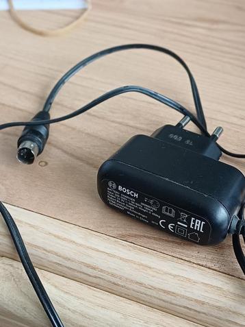 Oplader voor grasschaar,struikschaar,reciprozaag.Bosch. beschikbaar voor biedingen