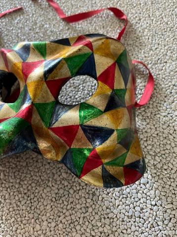 Vintage clown masker beschikbaar voor biedingen