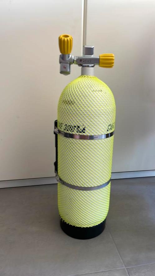 Duikfles 10l Carbondive 300bar, Watersport en Boten, Duiken, Gebruikt, Duikfles, Ophalen of Verzenden