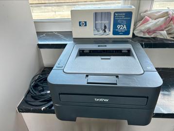 kleine zwart-wit printer te koop beschikbaar voor biedingen
