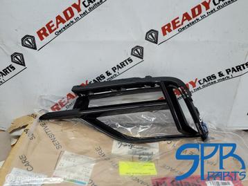 Bumperrooster LINKS GOLF 7.5 R FACELIFT 5G0853665R 041 GRILL beschikbaar voor biedingen