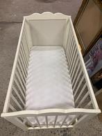 kinderbedje, Kinderen en Baby's, Kinderkamer | Bedden, Ophalen, Gebruikt, Lattenbodem, Minder dan 140 cm