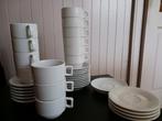 Koffie- en ondertassen in hotelporselein, Enlèvement, Porcelaine