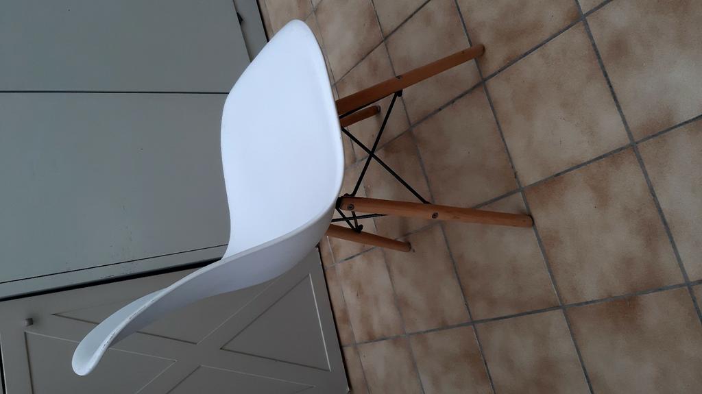 10 chaises IKEA à 15 euros chacune, Enlèvement ou Envoi, Comme neuf