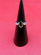 Groene Paridot Sterling Zilveren Ring, Handtassen en Accessoires, Ringen, Nieuw, Ophalen of Verzenden, Met edelsteen, Groen