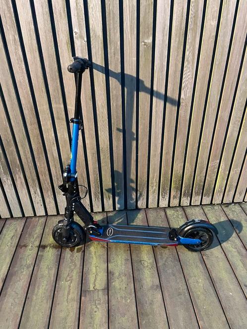 Trottinette électrique E-twow booster V 500W, Fietsen en Brommers, Steps, Zo goed als nieuw, Ophalen
