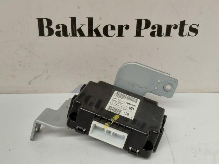 DC/CD convertisseur d'un Hyundai I30, Autos : Pièces & Accessoires, Électronique & Câbles, Hyundai, Utilisé, 3 mois de garantie